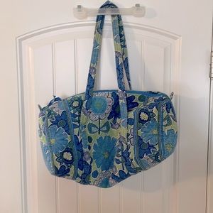 Vera Bradley small overnight bag